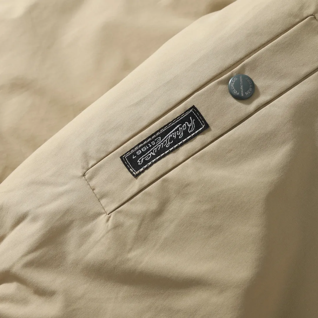 P370 #R52 Ralph Lauren vintage vintage corduroy lapel thickened cotton jacket. Same style for men and women. I bought this style at a second-hand store in Shanghai for a long time. This style is a thin cotton jacket. The difference is from the pictures on the market. The fabric is high-density sand-washed pure cotton fabric. Custom-woven corduroy fabric. It feels delicate and smooth. Thick. Lined plaid lining. Mold-opening hardware accessories. Customized pocket labels. All original versions are consistent and exquisite in workmanship. The accessories are complete and the quality is as good as ever. It is only reflected in the details. Color: Khaki Size: M L